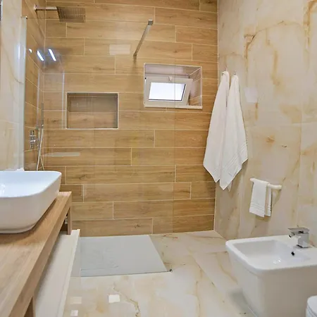 Дом отдыха Na' Lu' With Sea View *