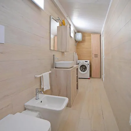 Na' Lu' With Sea View *