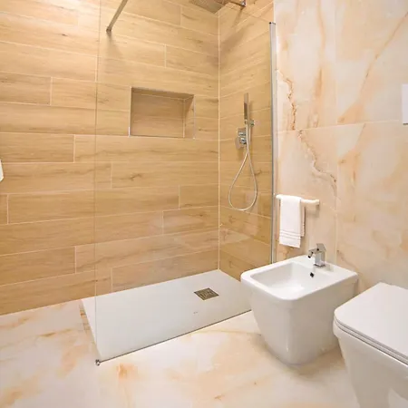 Na' Lu' With Sea View