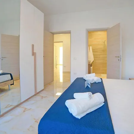 Na' Lu' With Sea View *