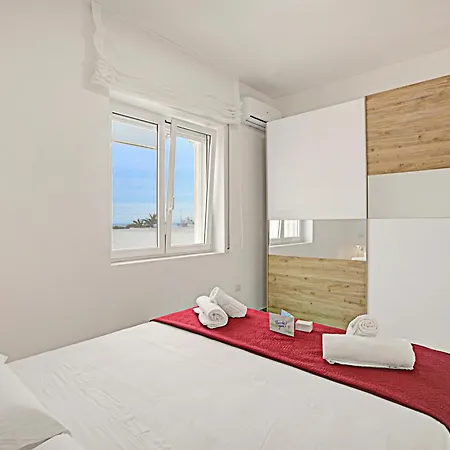 Na' Lu' With Sea View Лечче